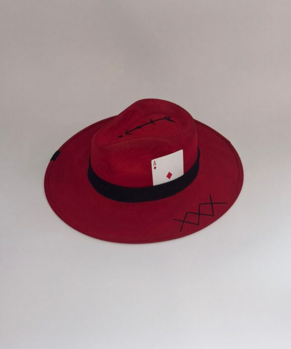 Red Scarlet